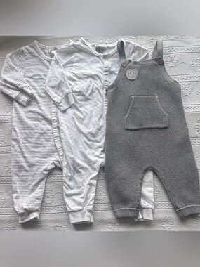 Neutral Baby Bundle 6–9M | Organic Knit Set